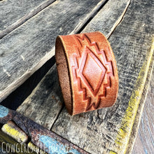 Load image into Gallery viewer, Aztec | Soft Tan Leather Cuff
