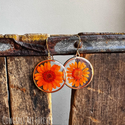 Popp | Orange Daisy and Resin Earrings