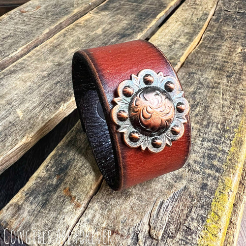 Dilly | Brown Leather Cuff