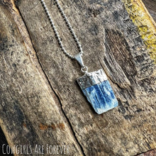 Load image into Gallery viewer, Sweet Kyanite Pendant Necklace