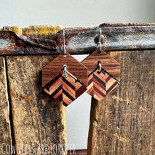 Load image into Gallery viewer, Wooden Arrow | Woodgrain Earrings